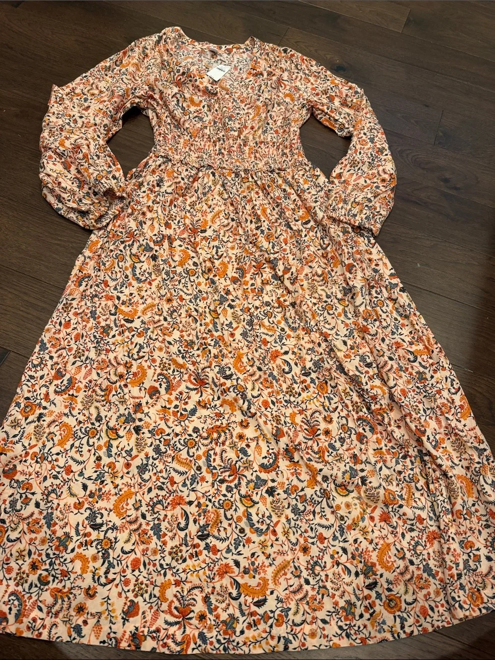 Old Navy Puff Sleeve Waist Defined Floral Smocked Midi Dress Large NWT - C60-009 - Picture 7 of 9